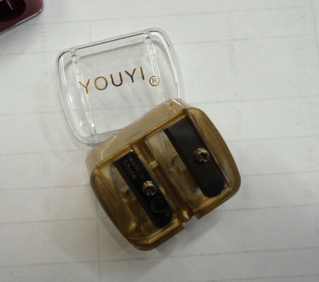 Pencil sharpener double hole pencil sharpener big eyelet pencil sharpener lipstick eye shadow eyebrow pencil sharpener