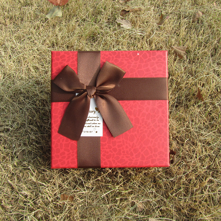 Stylish red leopard print 9 bars of chocolate box elegant ribbon bow Ferrero