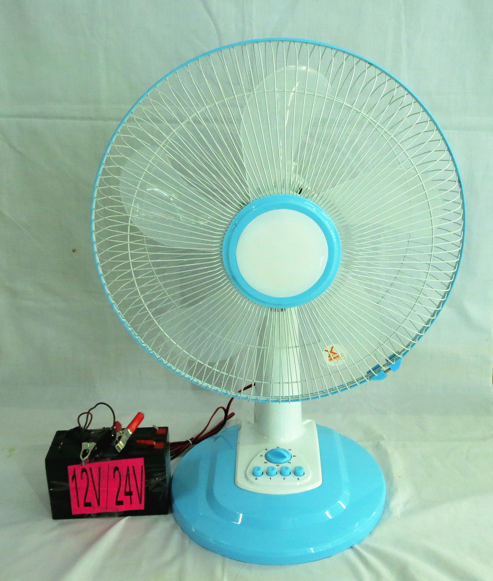 12V DC fan Solar fan DC fan 16 inch table fan thumbnail