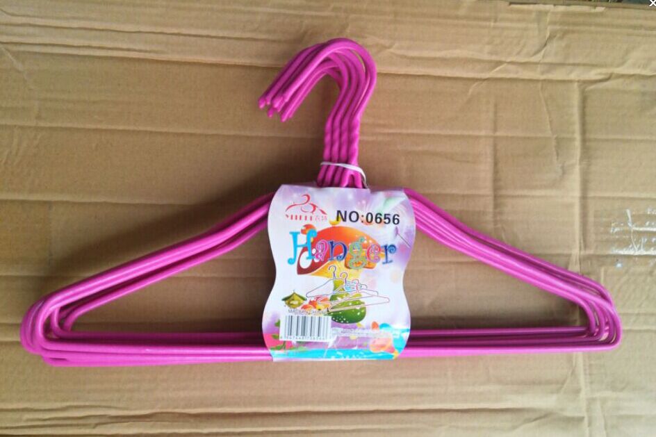 义乌好货0656浸塑衣架 钢丝衣架 铁艺 一件起批