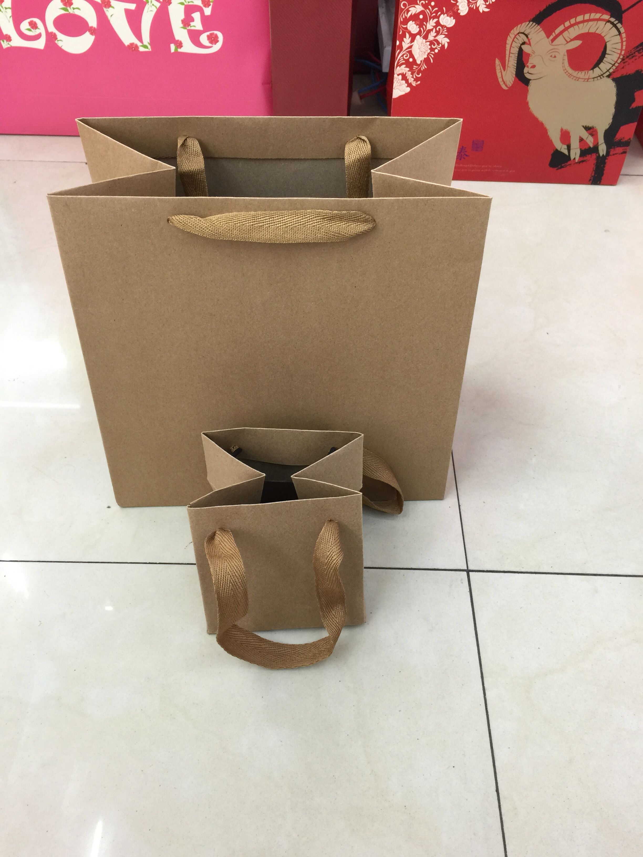 高档送礼手提袋，纸袋，礼品袋