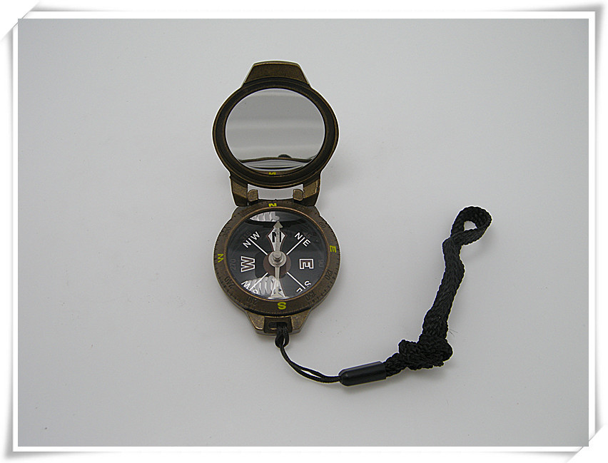 高档礼品指南针 复古翻盖指南针 铜质材质 户外便携指南针图