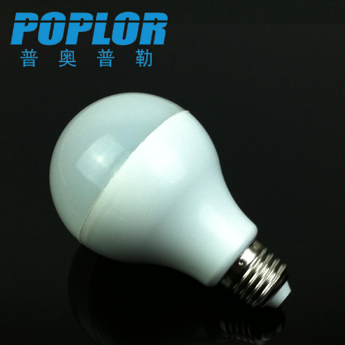 LED球泡灯 9W 塑料LED灯泡 LED灯 节能环保PP图