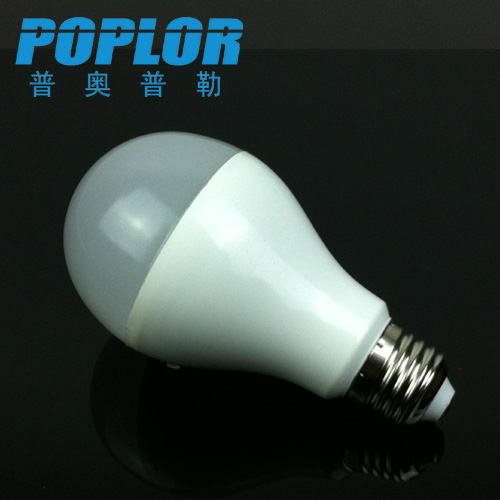 LED球泡灯 7W 塑料LED灯泡 LED灯 节能环保PP图