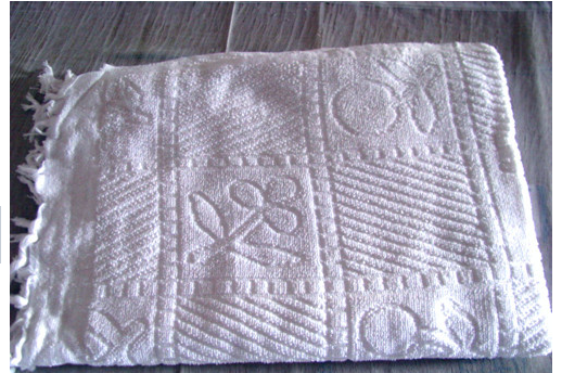 A fully white jacquard worship scarf