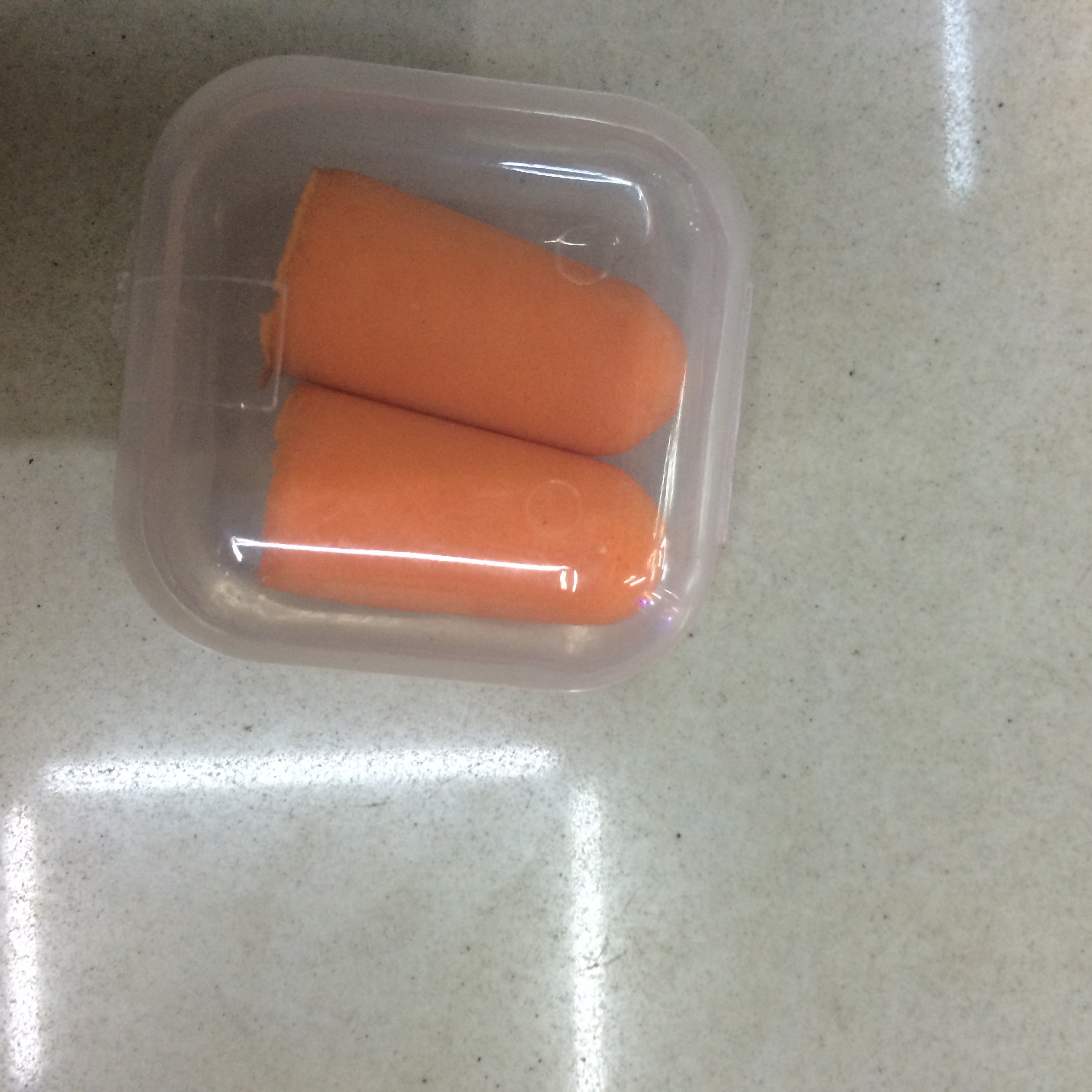 供应家居用品塑料盒子包装隔音耳塞 旅游必备防噪音耳塞