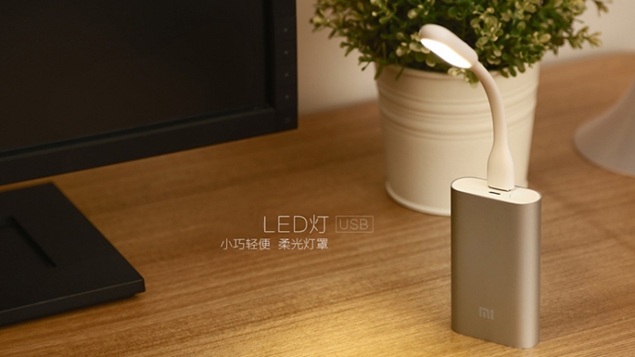新款便携充LED小台灯 电脑移动USB接口 迷你随身细节图