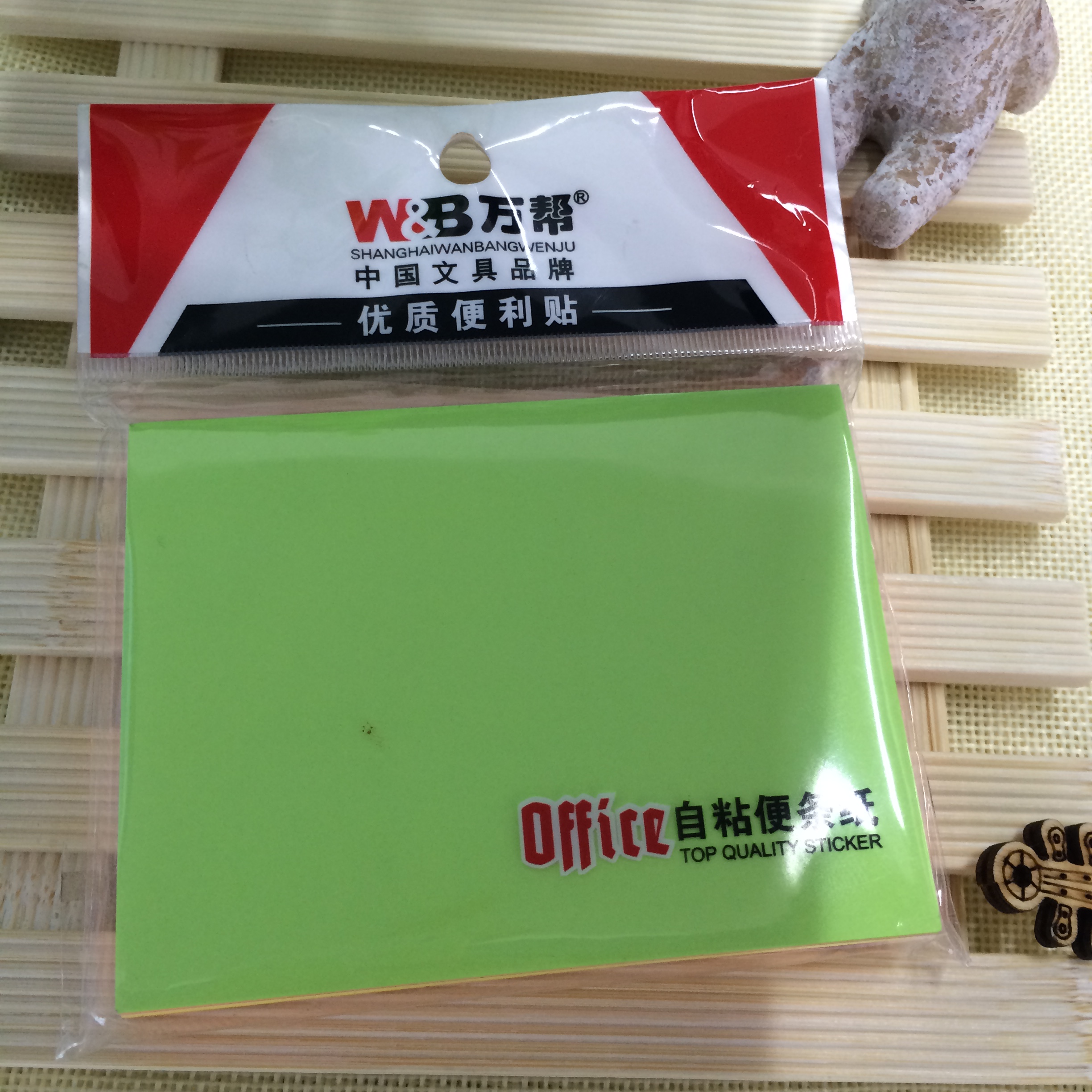 Wanbang 1833 Creative Sticky Notes, 100 pages of high-quality fluorescent laminated sticky notes Application Scenario