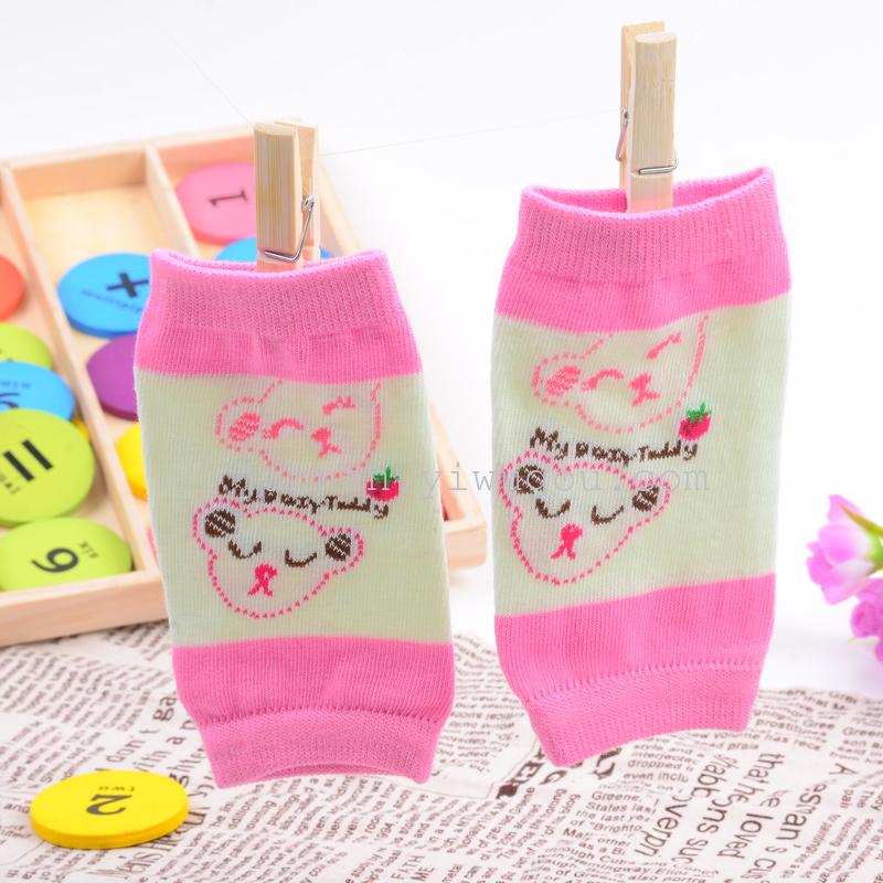 New socks, children's knee and elbow guards, baby walkers, and cute cartoon pattern sleeves details Picture