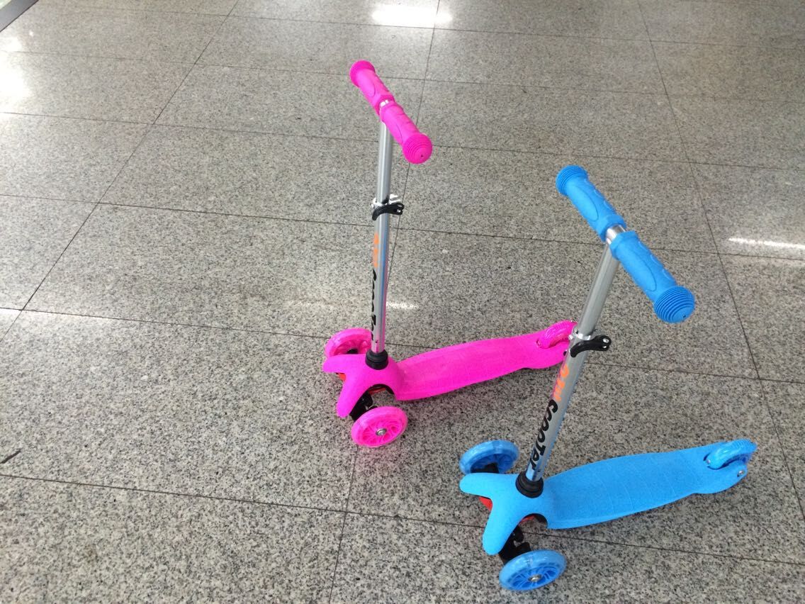 New Scooter With Lights Application Scenario