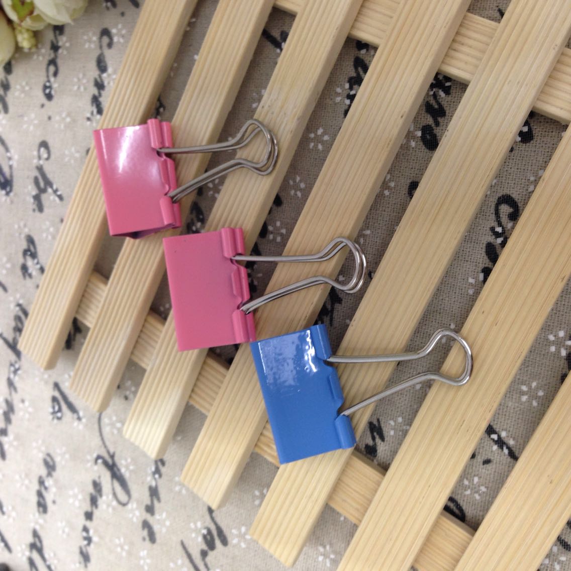 燕尾夹/长尾夹/文具套装/办公用品文件夹/装订夹细节图