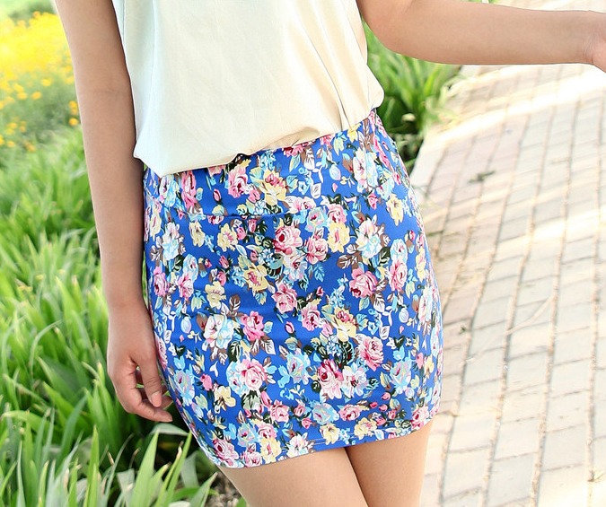 Wholesale of summer half-length floral skirts and body-hugging skirts Application Scenario