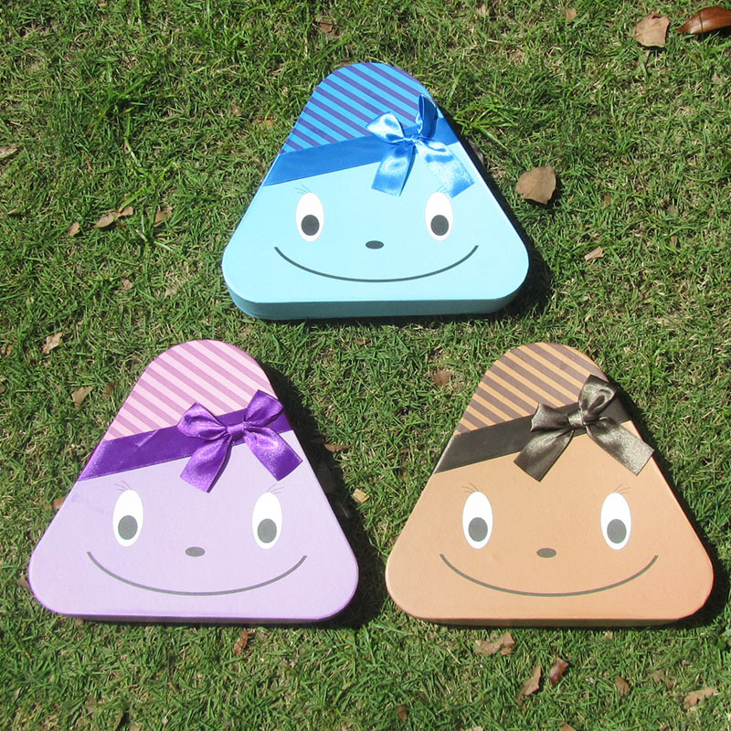 J4918卡通寿司饭团22格巧克力包装盒 三角形糖果盒礼品盒