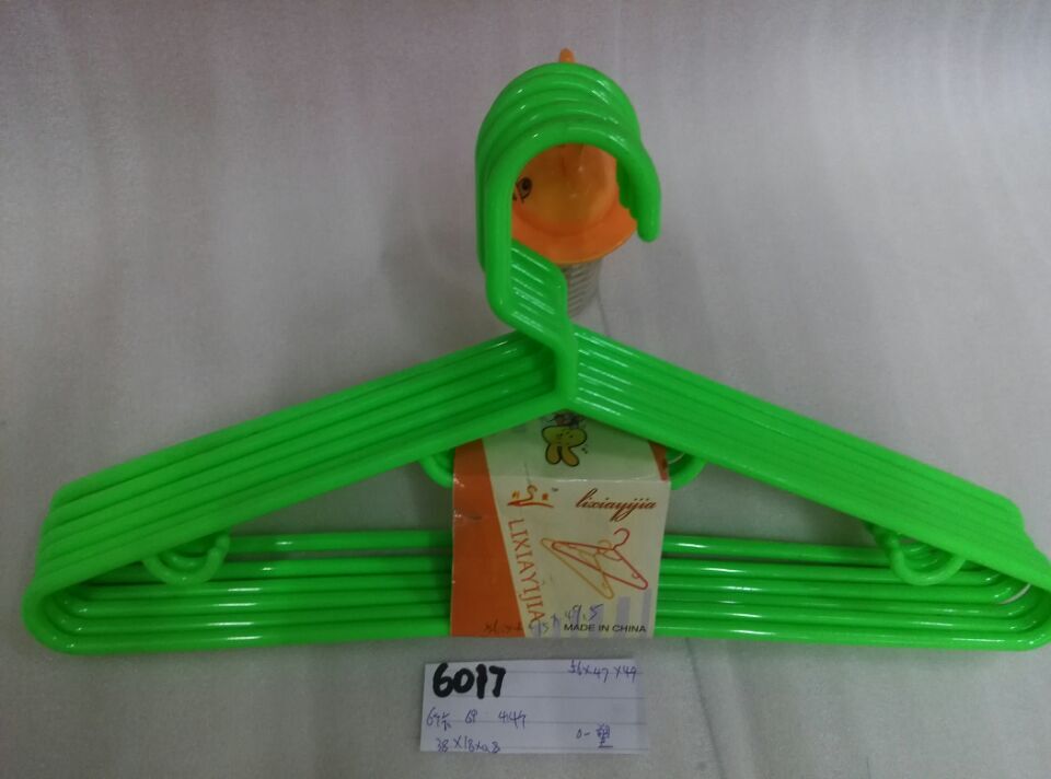 义乌好货6017塑料衣架 晾衣架 居家用品一件起批