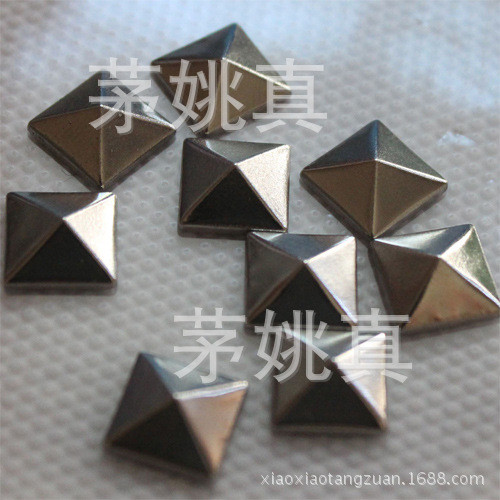 国产铜片辅料 8mm正方形尖顶铜烫片带胶
