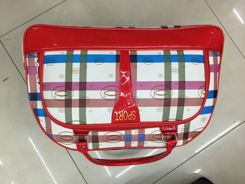 2015新款 女生红色条纹时尚背包 书包 旅行包 手拎包图