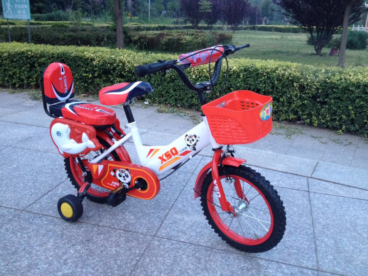 儿童自行车