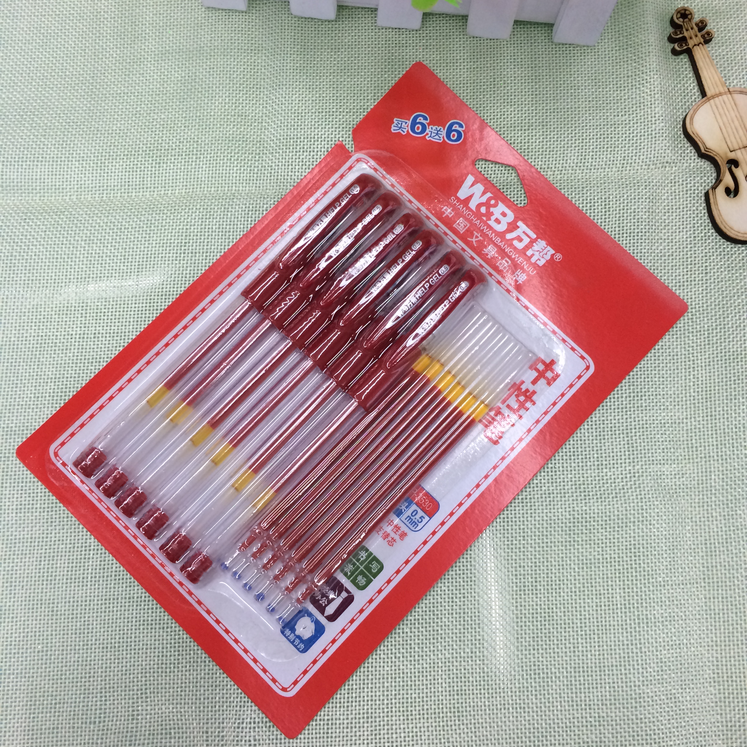 Model 3530 6-pen, 6-core suction card type gel pen, 0.5mm Application Scenario