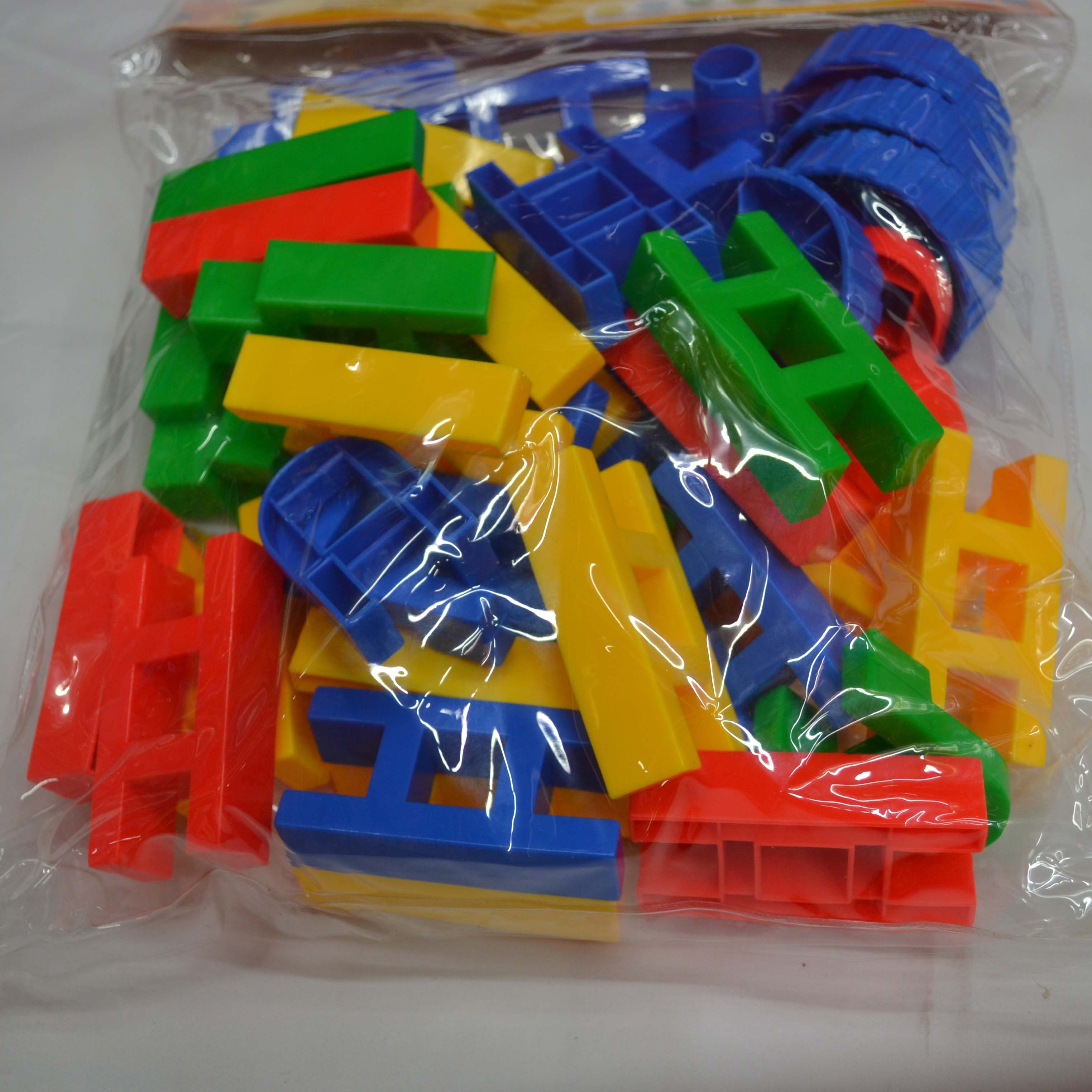 厂家直销/塑料桌面插拼/益智玩具/幼儿园桌面玩具产品图