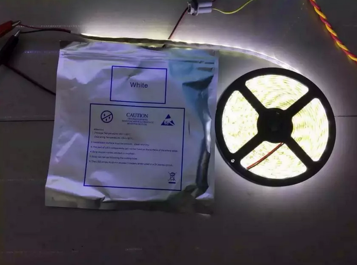 线条灯/灯条实物图