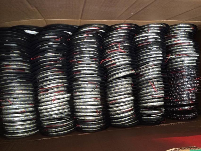 线条灯/灯条实物图