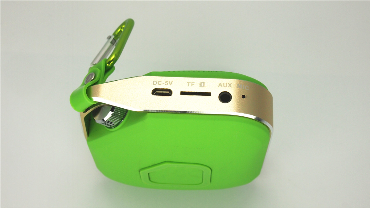 无线户外蓝牙音箱便携插卡音响车载免提通话迷你低音炮细节图