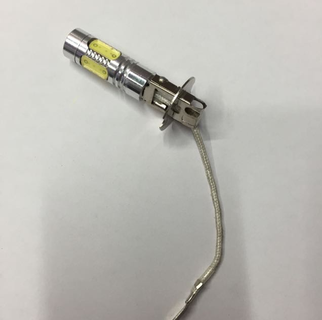 H3改装前雾灯泡大功率改装灯示宽灯超亮7.5w普桑雾灯细节图
