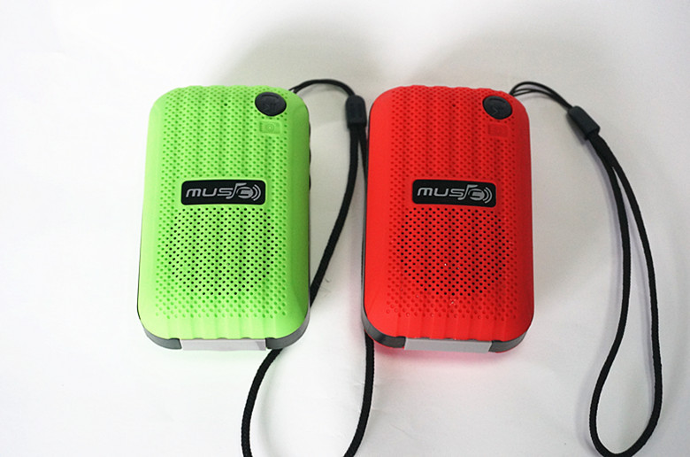 户外无线蓝牙音箱智能自拍神器插卡便携音响