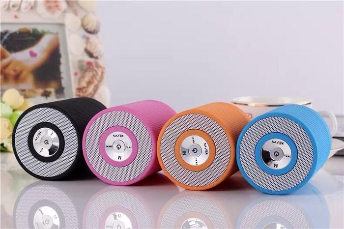 无线蓝牙音箱 低音炮插卡收音机 手机小音响迷你便携小钢炮
