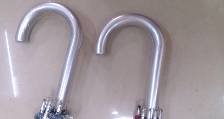 Red tinted edge umbrella, straight pole umbrella details Picture