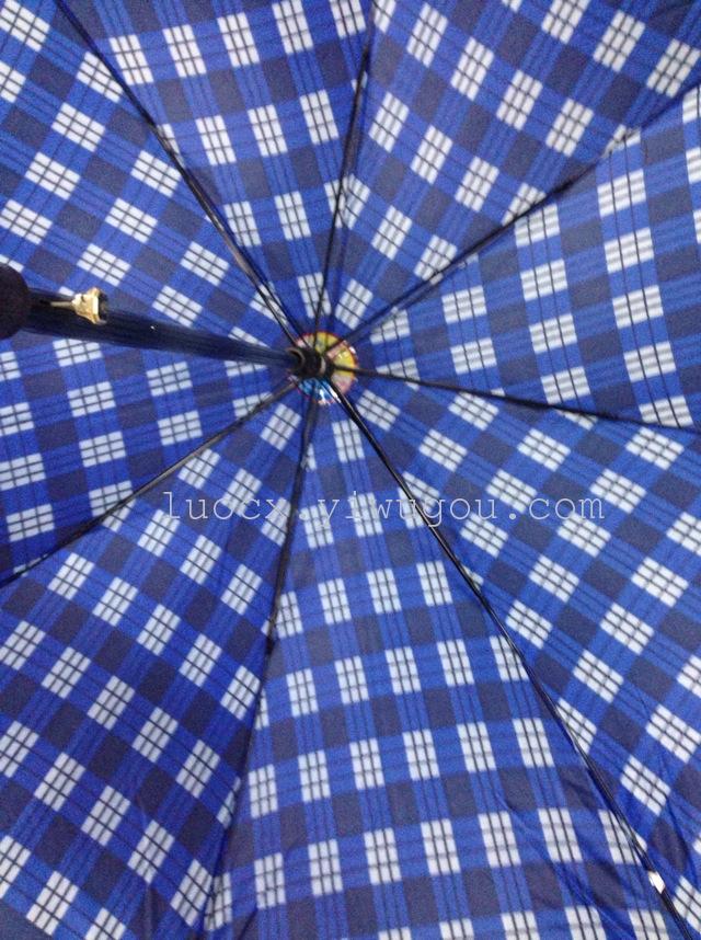 Blue checkered polyester fabric umbrella, straight pole umbrella details Picture