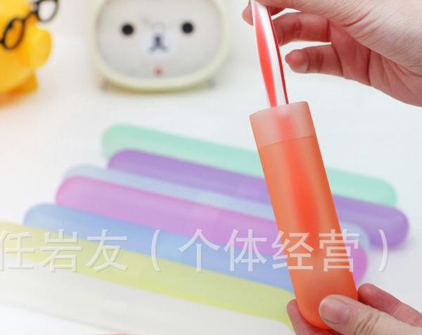 旅行用品 便携式七彩糖果色磨砂牙刷盒 牙刷套产品图
