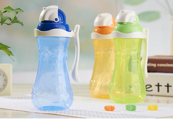 简约贝亲大容量企鹅吸水杯吸管学饮宝宝300mL训练杯子细节图