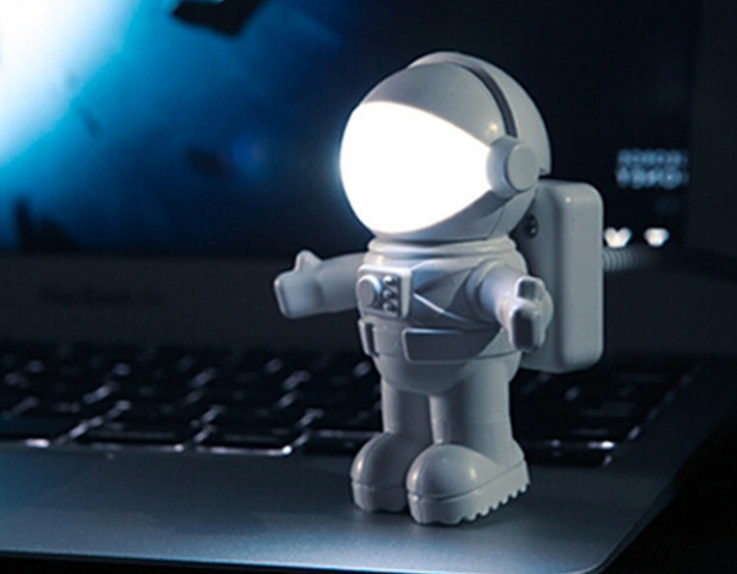 Astronaut lamp Mini USB night light keyboard light Eye lamp