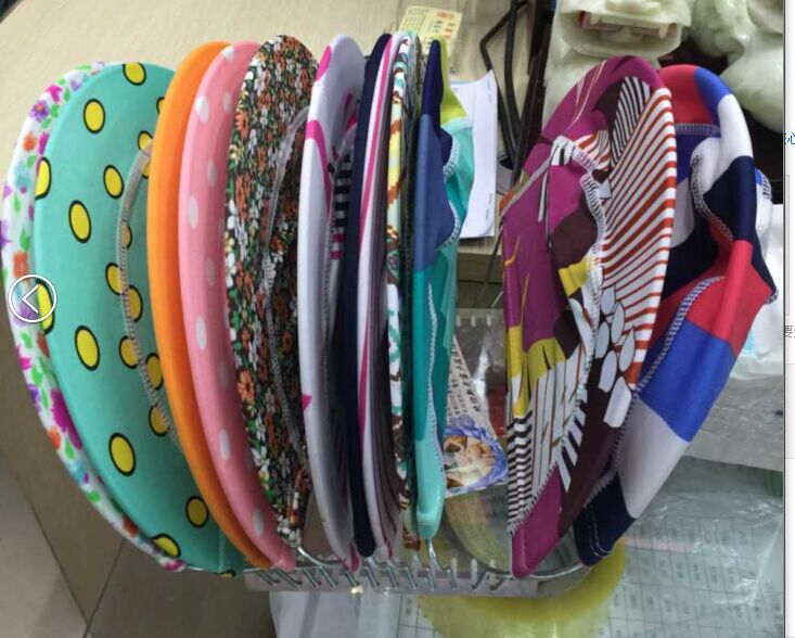 Props display stand Wire swimming cap stand acrylic swimming cap stand table cap stand folding swimming cap stand
