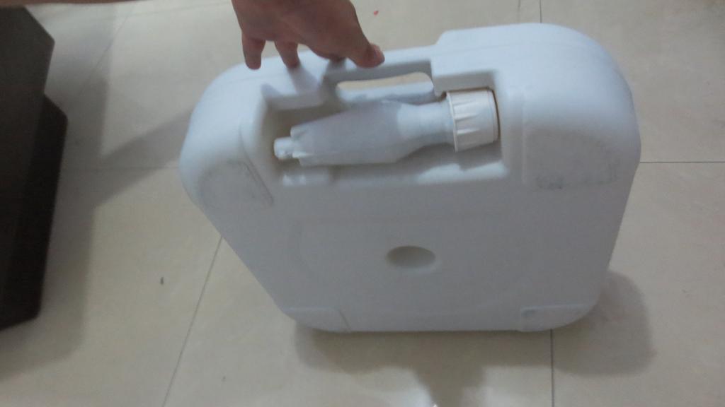 We offer a wide range of plastic sun umbrella water holders in stock at delivery prices in Yiwu Specification image