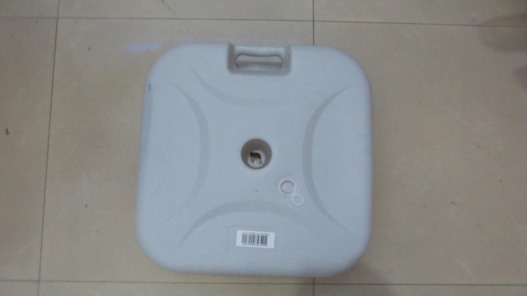 We offer a wide range of plastic sun umbrella water holders in stock at delivery prices in Yiwu details Picture