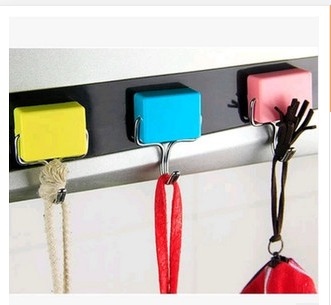 Simple Super Magic Absorption Ferromagnetic Traceless Hook Refrigerator Microwave Oven Strong Magnet Hook 60G