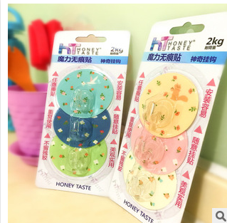 3 Sets Of Magic Traceless Hooks Cartoon Creative Hooks Non-Adhesive Kitchen Bathroom Towel Hooks
