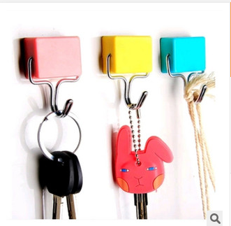 Simple Super Magic Absorption Ferromagnetic Traceless Hook Refrigerator Microwave Oven Strong Magnet Hook 60G details Picture