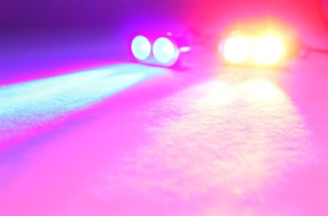 802红蓝爆闪中网一拖2