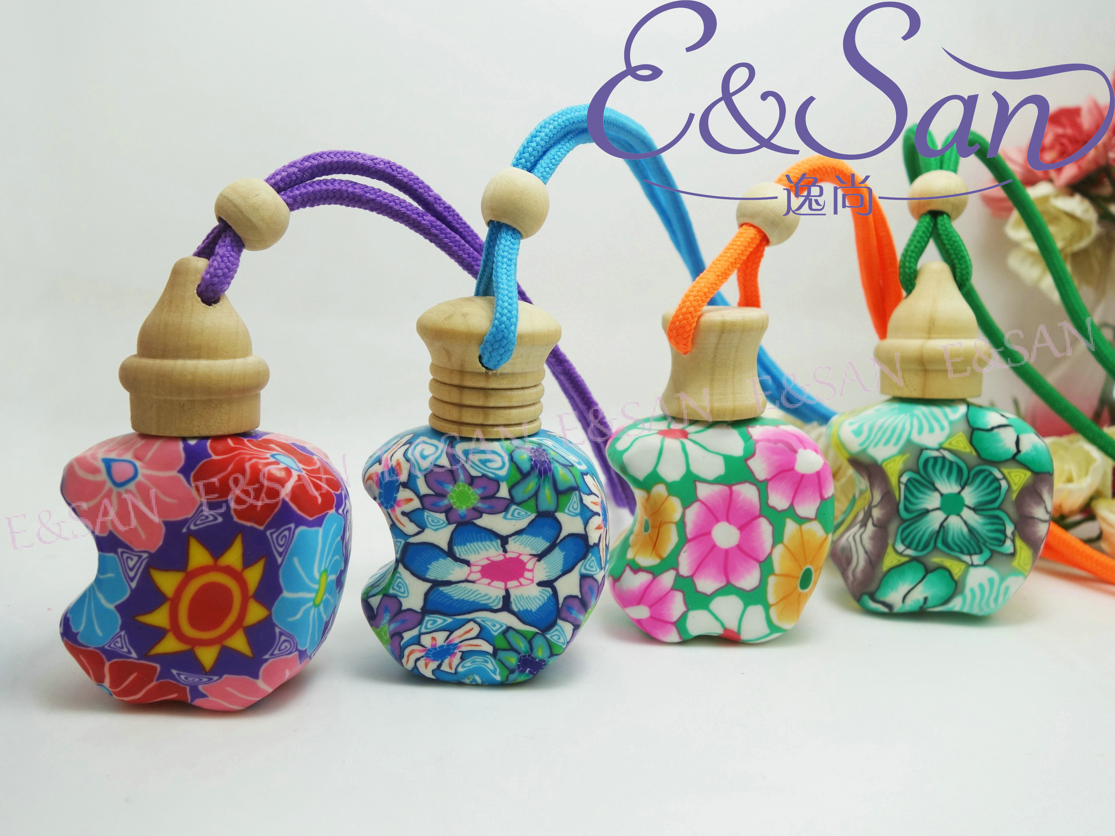 厂家直销爆款RG32-15ML苹果全包软陶香水瓶玻璃汽车挂件