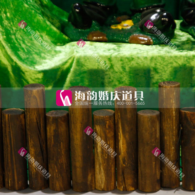 Realistic wooden ornaments, decorative arrangement props, forest series wooden pile fences details Picture