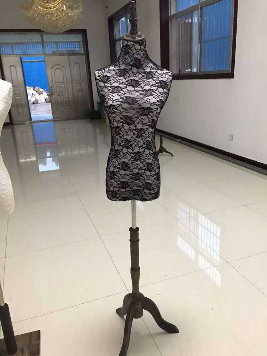 Lace square bottom triangle bottom cloth model