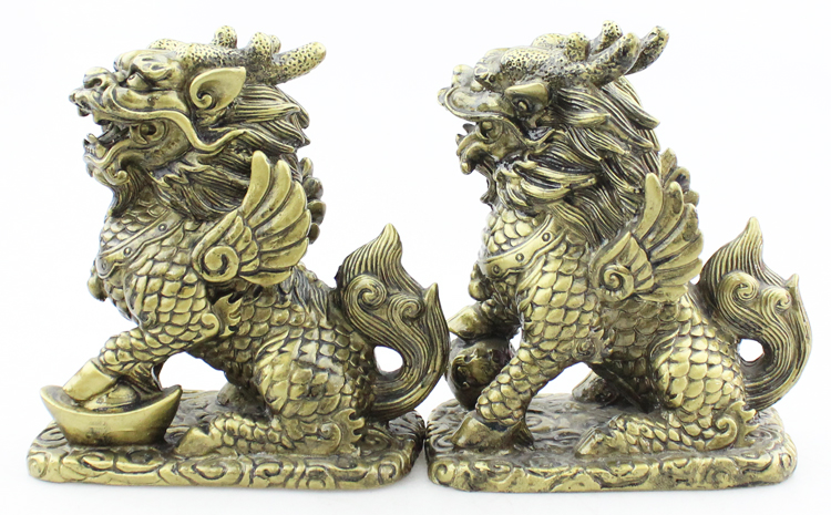 The ten-yuan store offers a new series of resin handicrafts and imitation copper ornaments, including imitation copper qilins Specification image