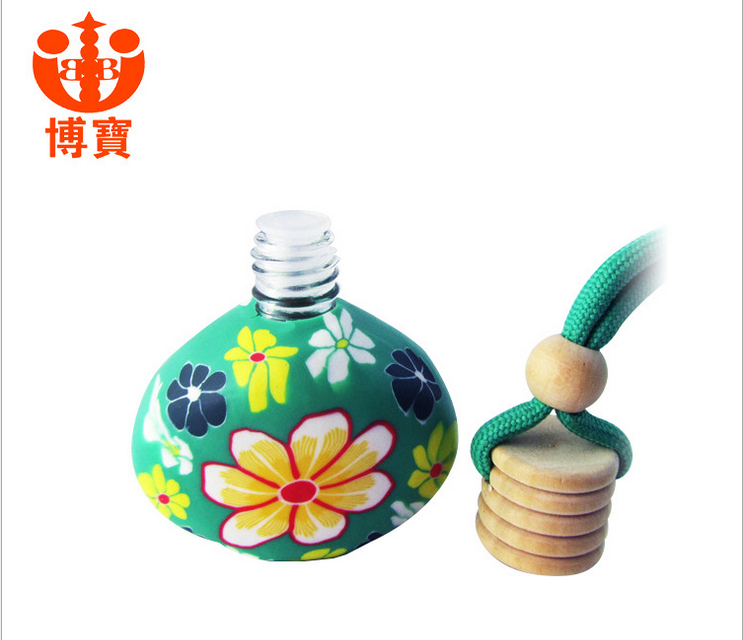 车内挂饰 三角瓶软陶挂件 软陶精油瓶 全包软汽车香水瓶 批发