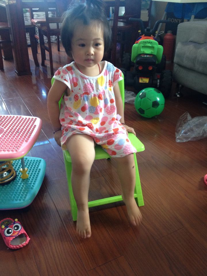 新款折叠凳子 儿童靠背椅 宝宝椅子产品图