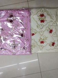 Thirteen pieces of high-grade table cloth with exquisite embroidery