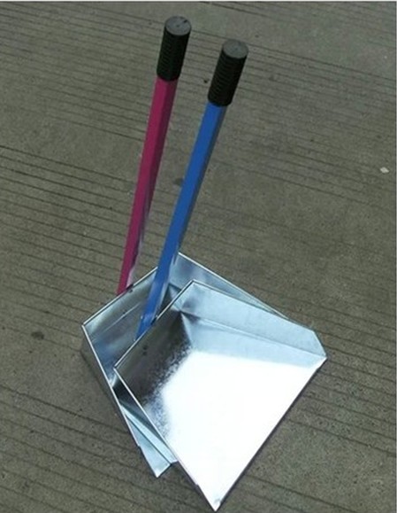 【厂家直销】加厚大铁皮簸箕，不锈钢粪箕，畚箕，垃圾铲 畚斗