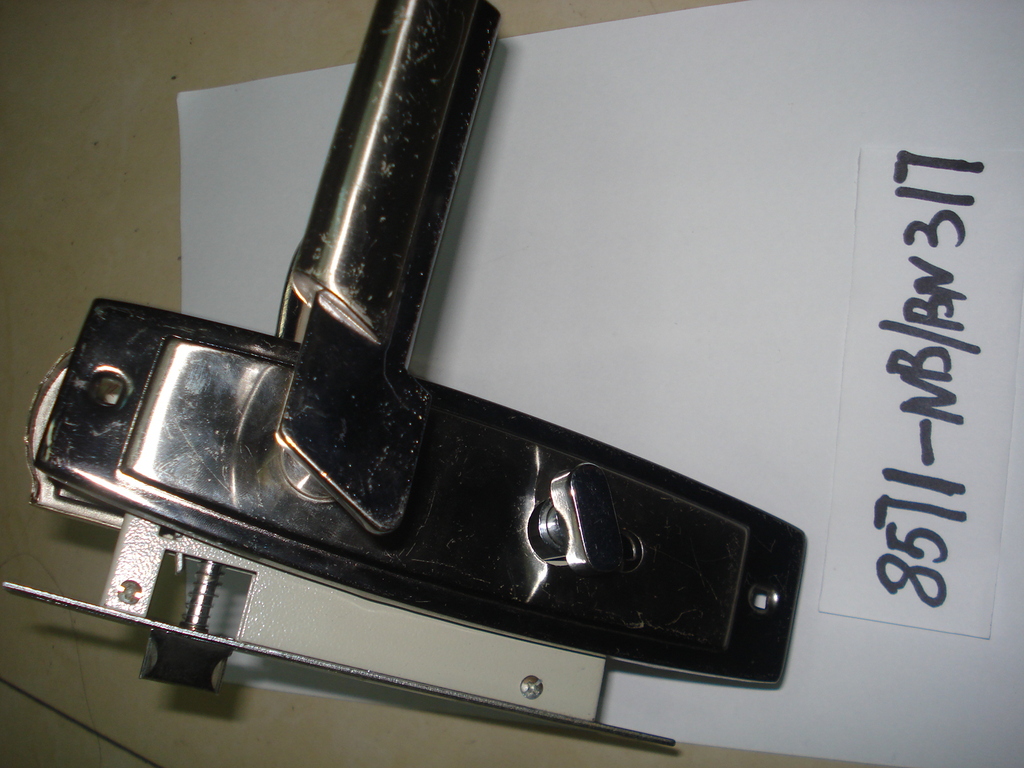 Anti-theft copper lock core, stainless steel lock body, hardware set handle lock